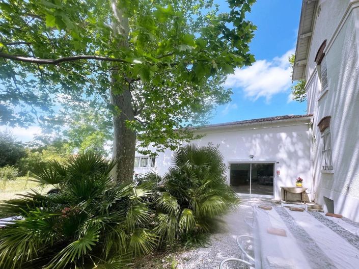 Image No.8-7 Bed House for sale