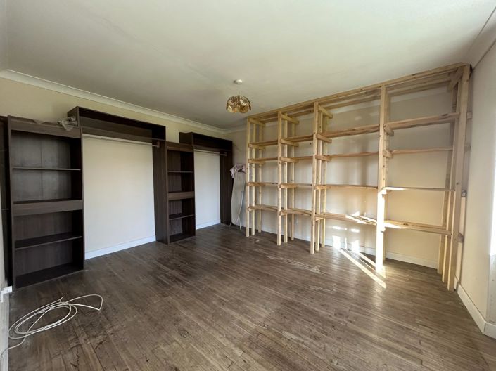 Image No.14-6 Bed Village House for sale