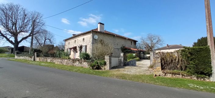 Image No.1-4 Bed Village House for sale