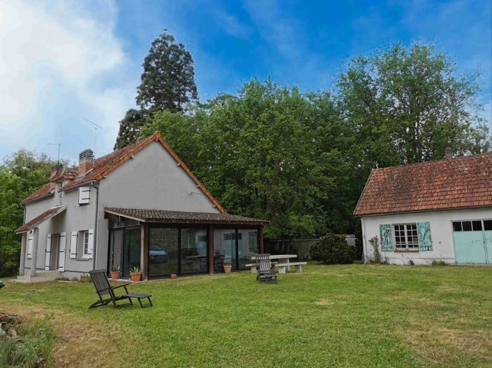 Image No.1-3 Bed House for sale