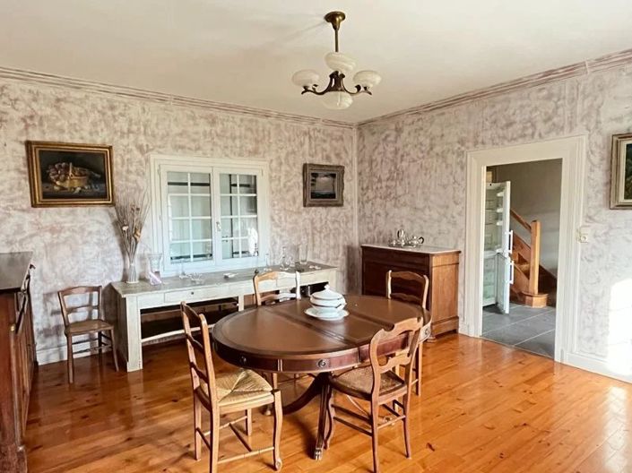 Image No.12-3 Bed House for sale