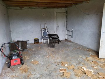 66db8e435d89bb38e74a9566e71b7b93cfde42153e192