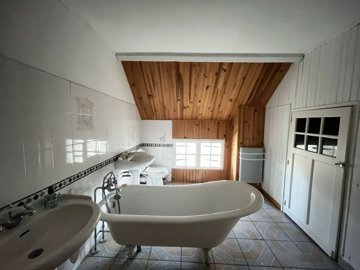 3e0fce215ec8d4d037bd20686d1b10c5a3a3b0ce4a192