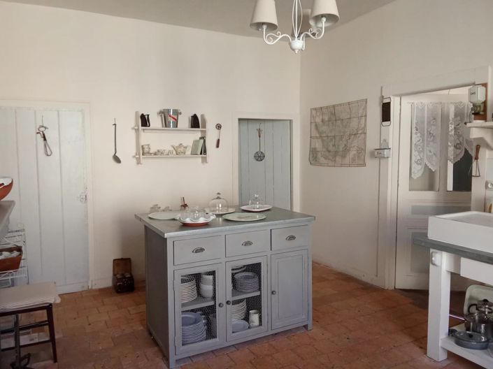 Image No.4-2 Bed Village House for sale