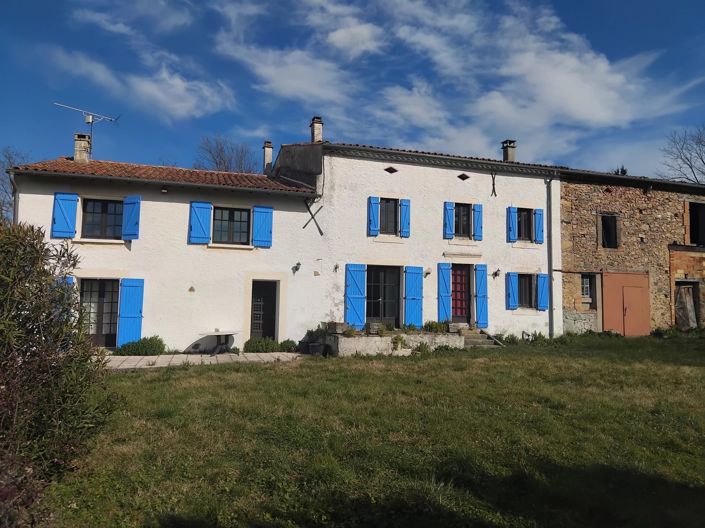 Image No.1-8 Bed House for sale