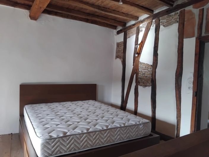 Image No.15-8 Bed House for sale