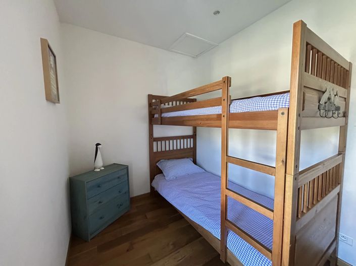 Image No.13-5 Bed House for sale