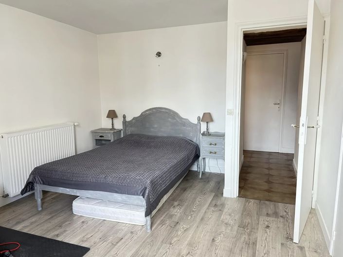 Image No.11-7 Bed House for sale