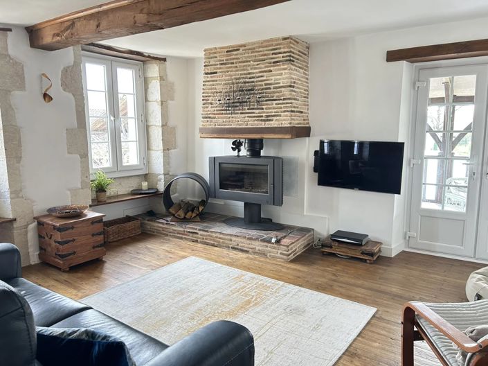 Image No.6-7 Bed House for sale