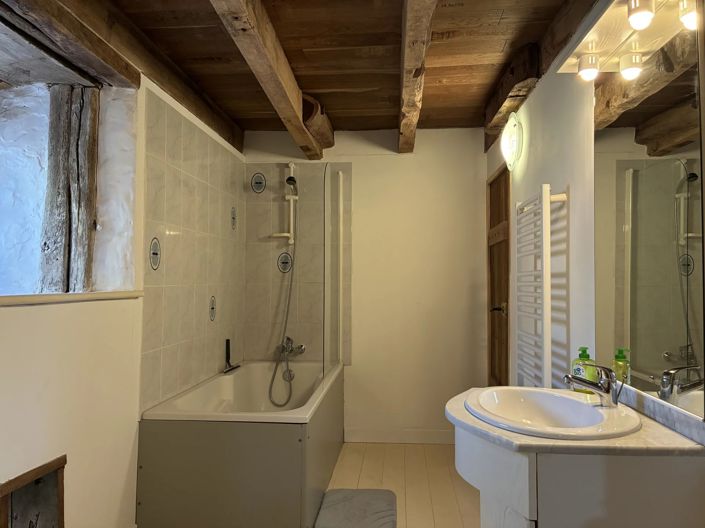 Image No.12-4 Bed House for sale