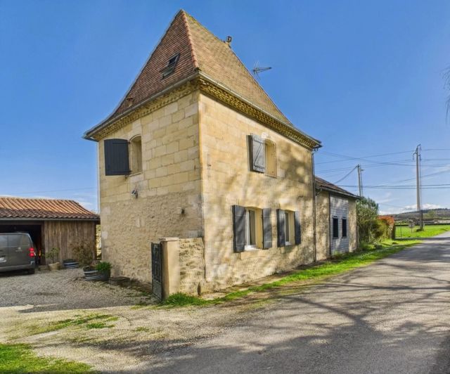 Image No.13-3 Bed House for sale