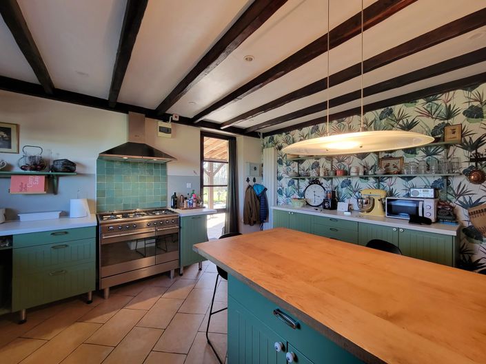 Image No.3-4 Bed House for sale