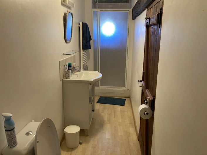 Image No.10-6 Bed House for sale