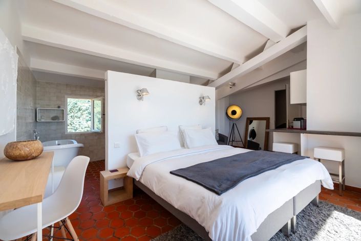 Image No.13-8 Bed House for sale