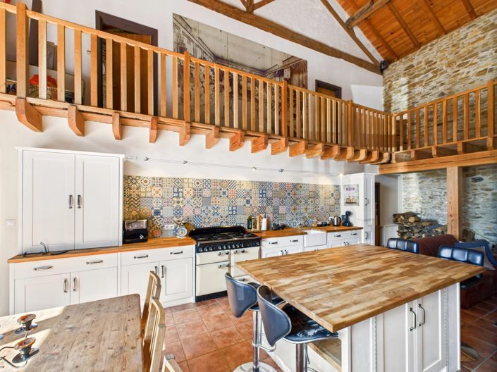 Image No.12-9 Bed Farmhouse for sale