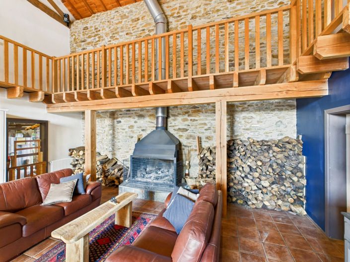 Image No.13-9 Bed Farmhouse for sale