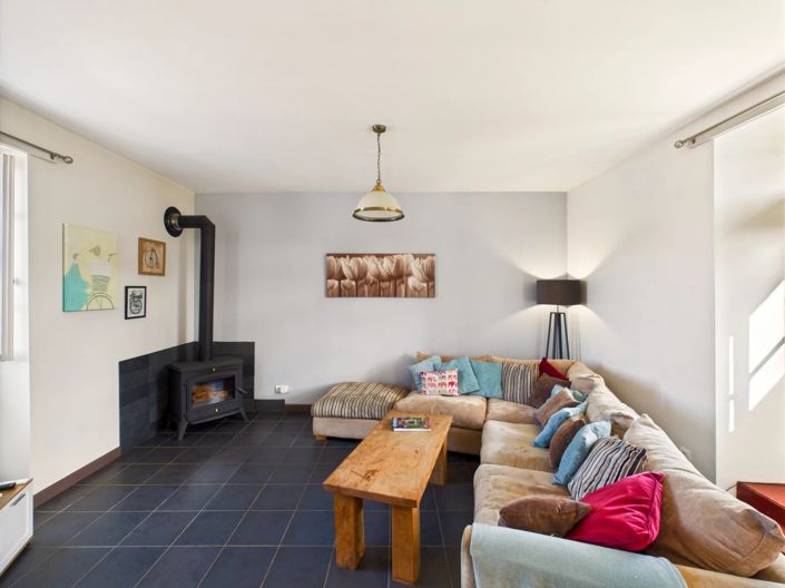 Image No.6-9 Bed Farmhouse for sale