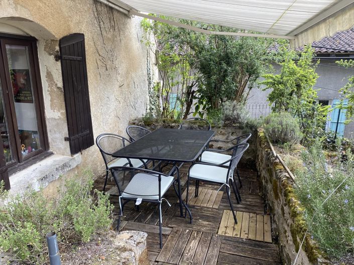 Image No.9-3 Bed House for sale