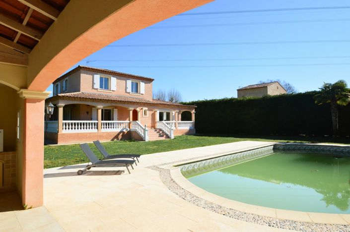 Image No.11-3 Bed House for sale