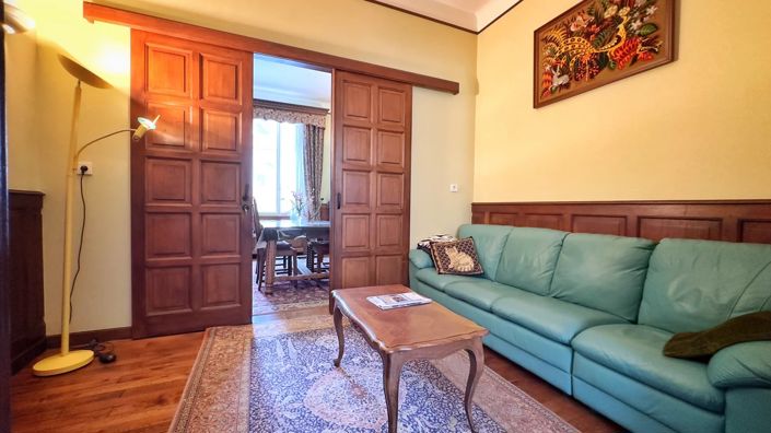 Image No.5-5 Bed Commercial for sale