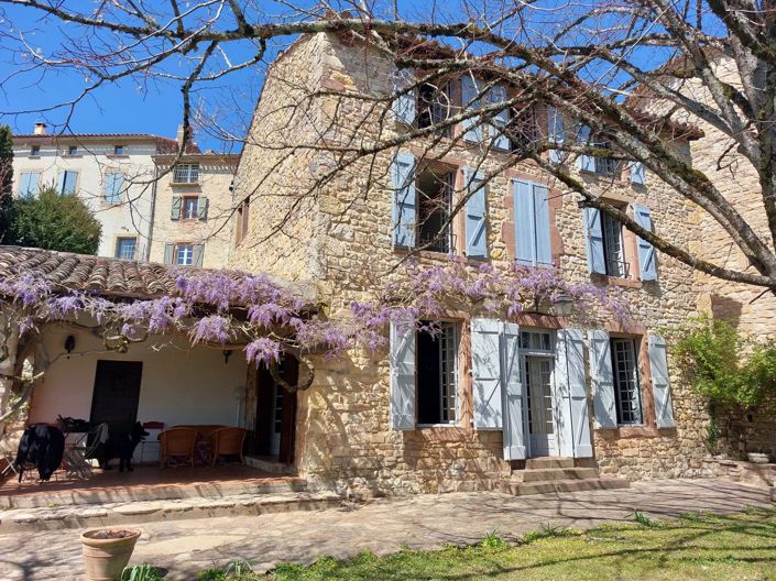 Image No.1-4 Bed House for sale