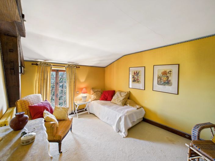 Image No.11-4 Bed House for sale