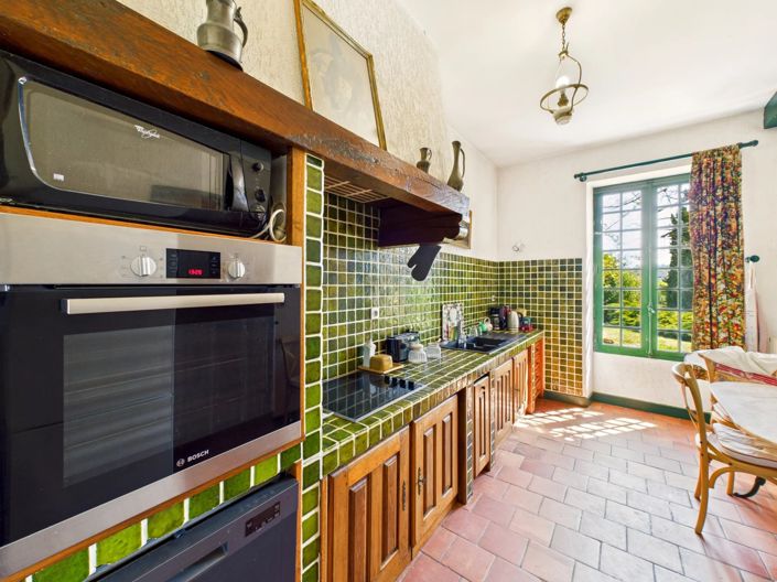 Image No.5-4 Bed House for sale