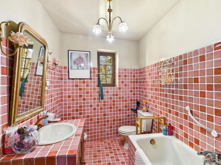 Image No.7-4 Bed House for sale