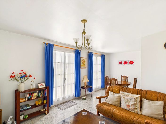 Image No.4-3 Bed House for sale