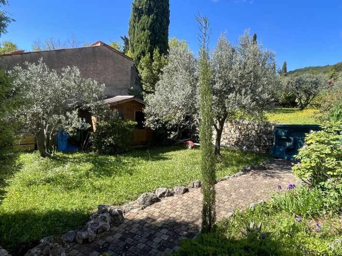 Image No.8-4 Bed House for sale