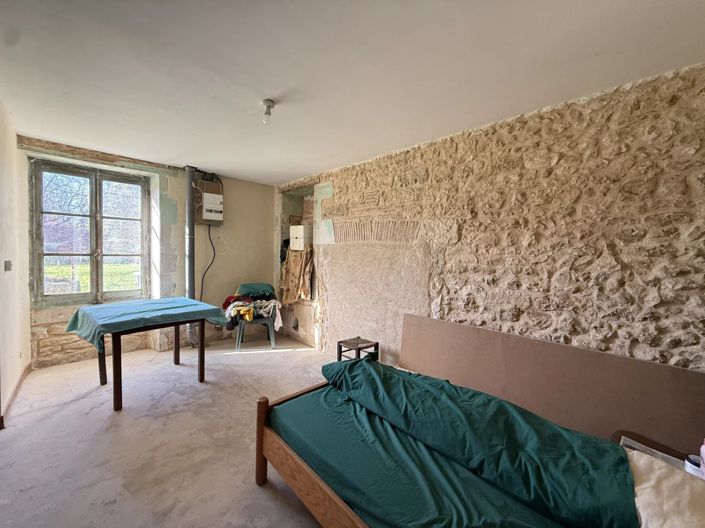 Image No.6-2 Bed House for sale