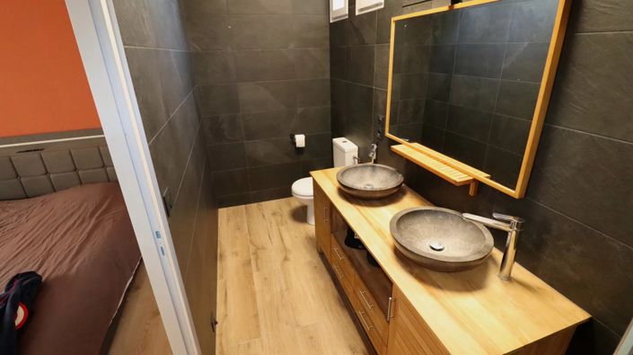 Image No.10-4 Bed House for sale