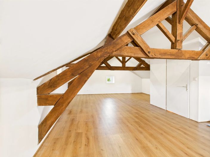 Image No.12-4 Bed House for sale