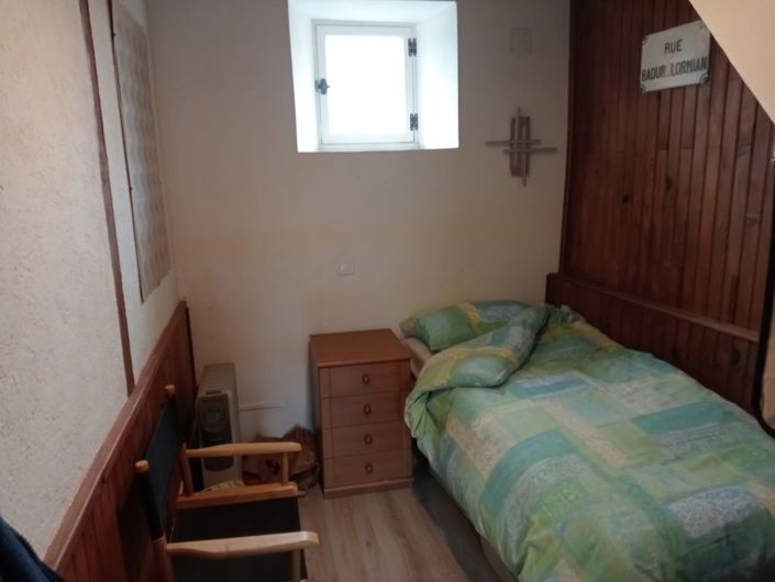 Image No.12-3 Bed House for sale