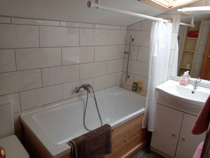 Image No.9-3 Bed House for sale