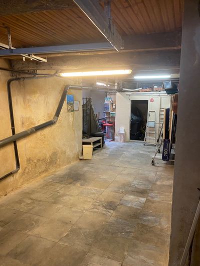 Image No.11-3 Bed House for sale