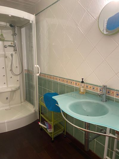 Image No.9-3 Bed House for sale