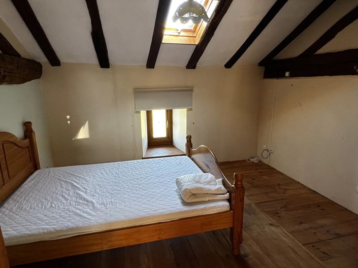 Image No.9-9 Bed Farmhouse for sale