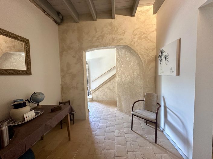 Image No.6-5 Bed House for sale