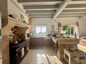 ba5403d1475d4a29fb567cb1e6681120228b3ffb95403