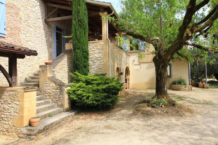 Image No.9-11 Bed House for sale