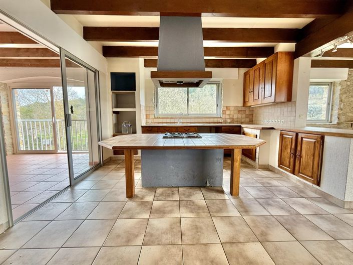 Image No.4-7 Bed House for sale