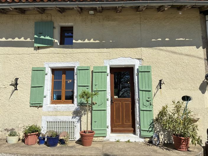 Image No.8-5 Bed House for sale