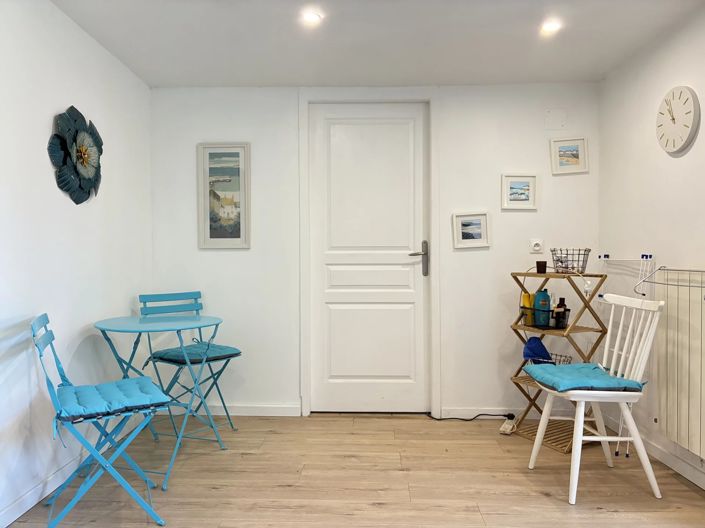 Image No.11-5 Bed House for sale