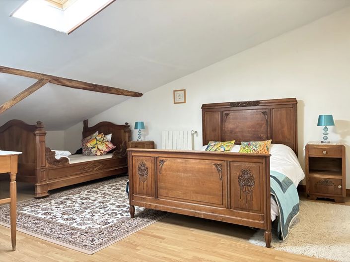 Image No.13-5 Bed House for sale