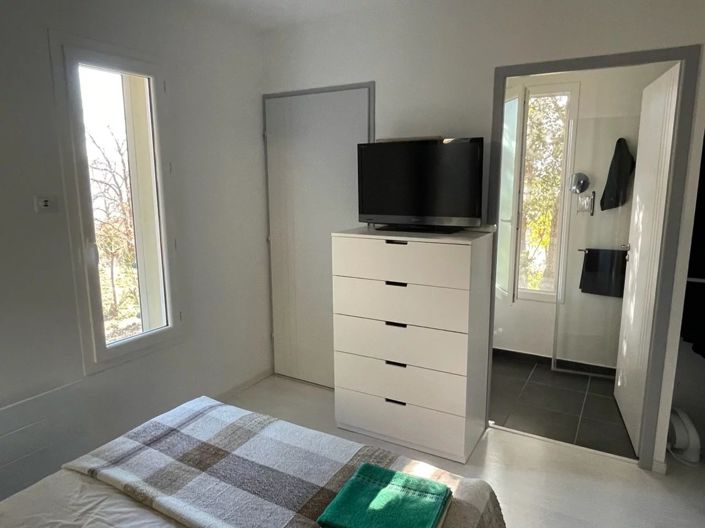 Image No.9-3 Bed House for sale