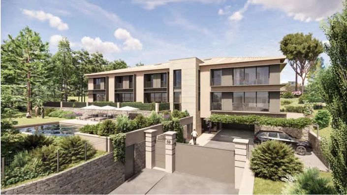 Image No.10-2 Bed Property for sale