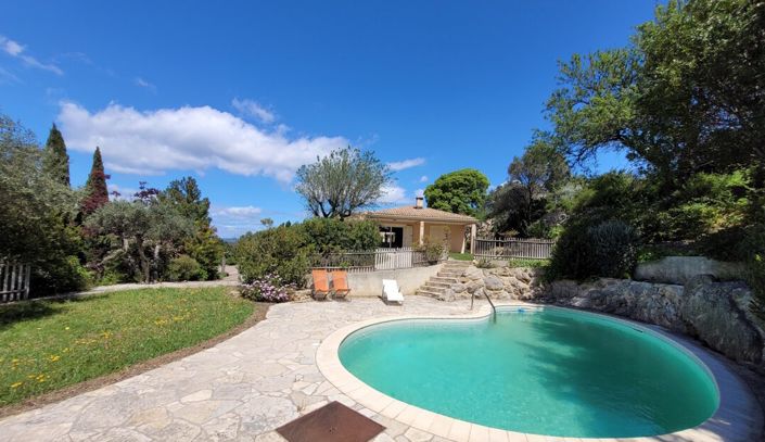Image No.1-5 Bed House for sale