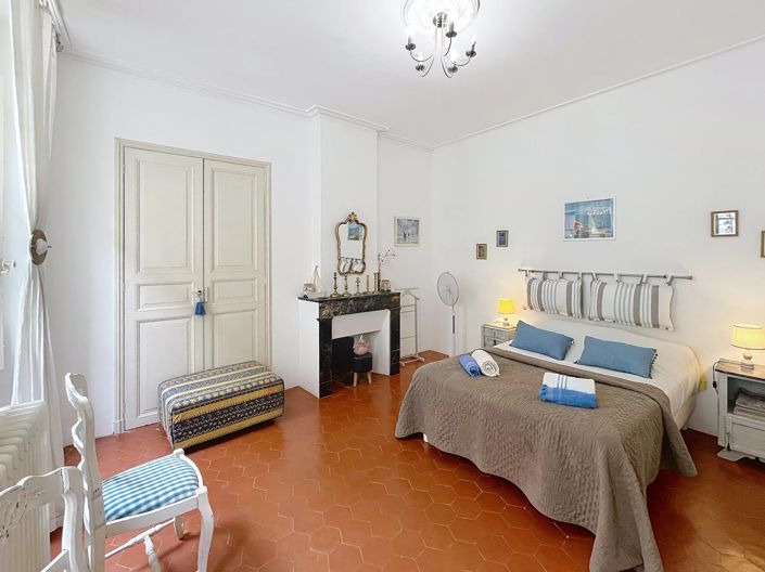 Image No.15-7 Bed House for sale