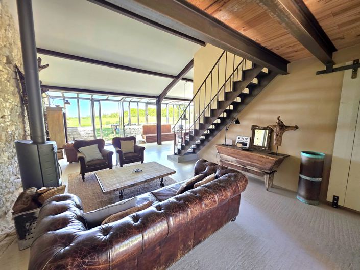 Image No.12-11 Bed House for sale